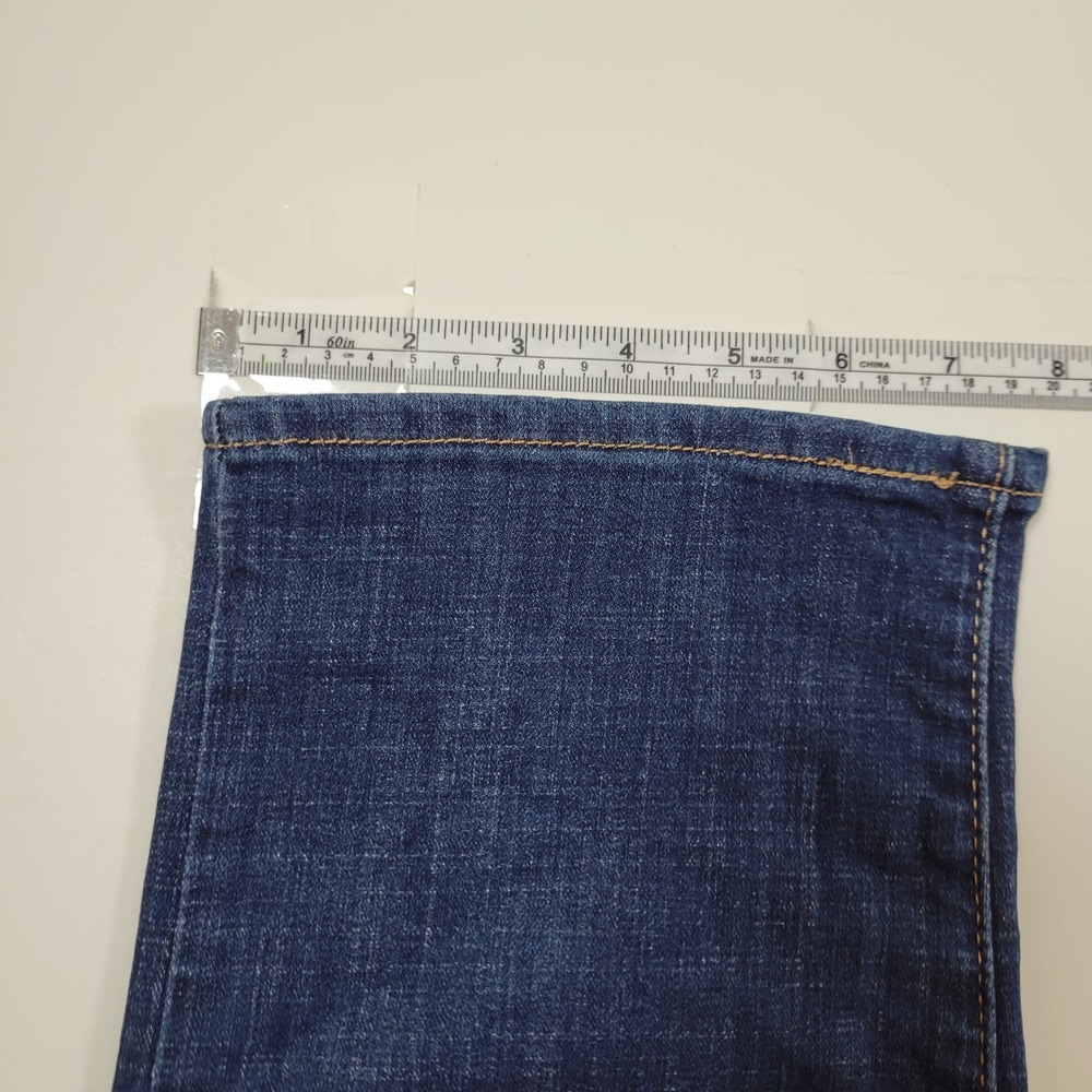 Levi's Classic Straight Jeans Women 12S Dark Blue Excellent 39250-0050 W31 L28 - Picture 7 of 11